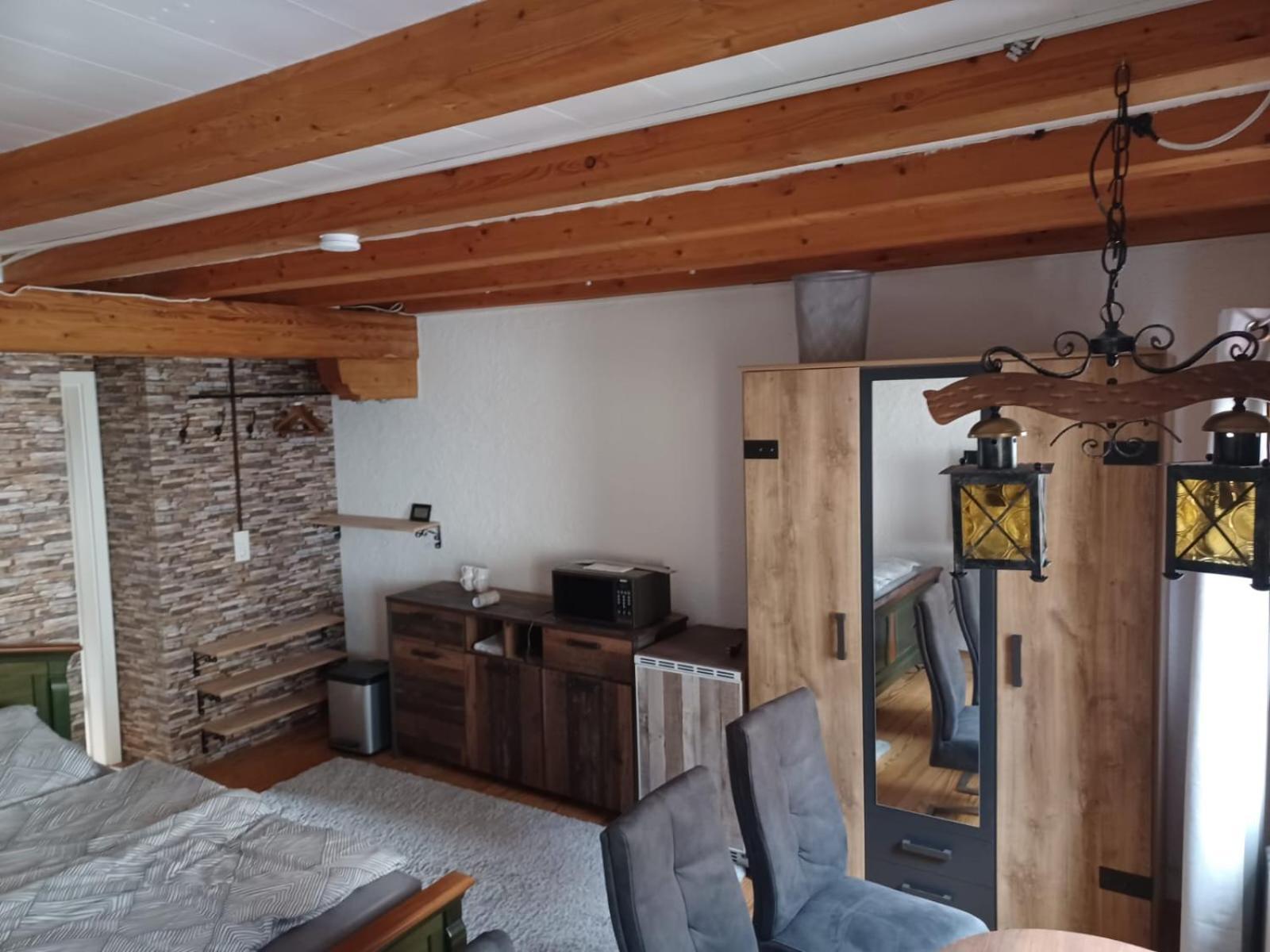 See- Und Altstadthaeusle - Alles Direkt Vor Der Haustuer - Bodenseeufer Natur Altstadt Bahnhof Bora-Sauna - Klein Und Super Zentral Zum See Oepnv Stadt Natur Etc - Appartement Historica ラドルフツェル・アム・ボーデンゼー エクステリア 写真